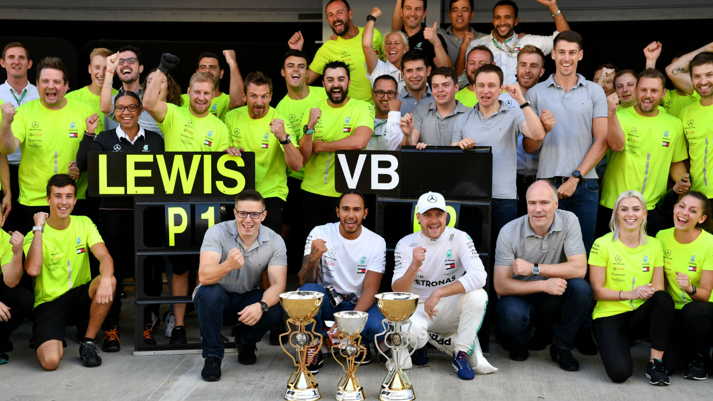 Lewis Hamilton, Valtteri Bottas and the Mercedes staff celebrate the one-two at the Russian GP