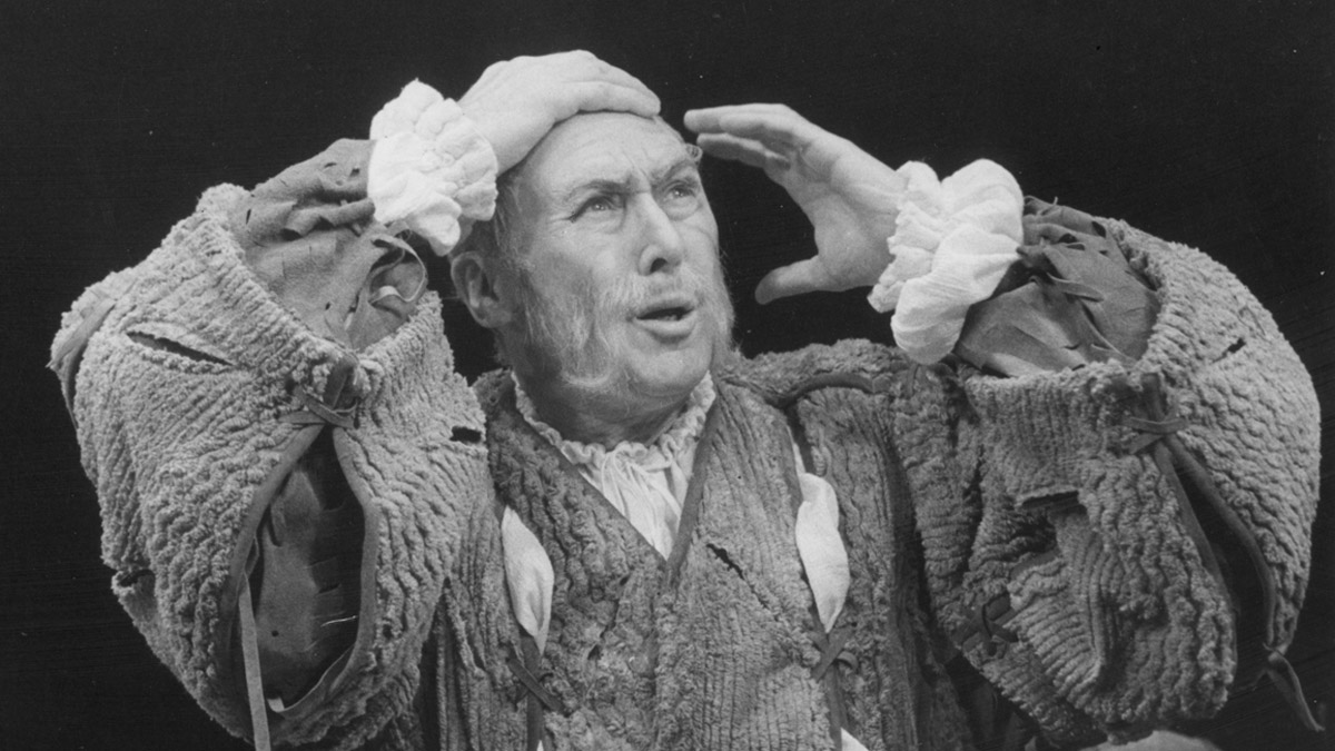 23rd October 1978:In rehearsal at the Old Vic, actor Anthony Quayle as King Lear in Shakespeare&#039;s play of the same name.(Photo by Rob Taggart/Central Press/Getty Images)
