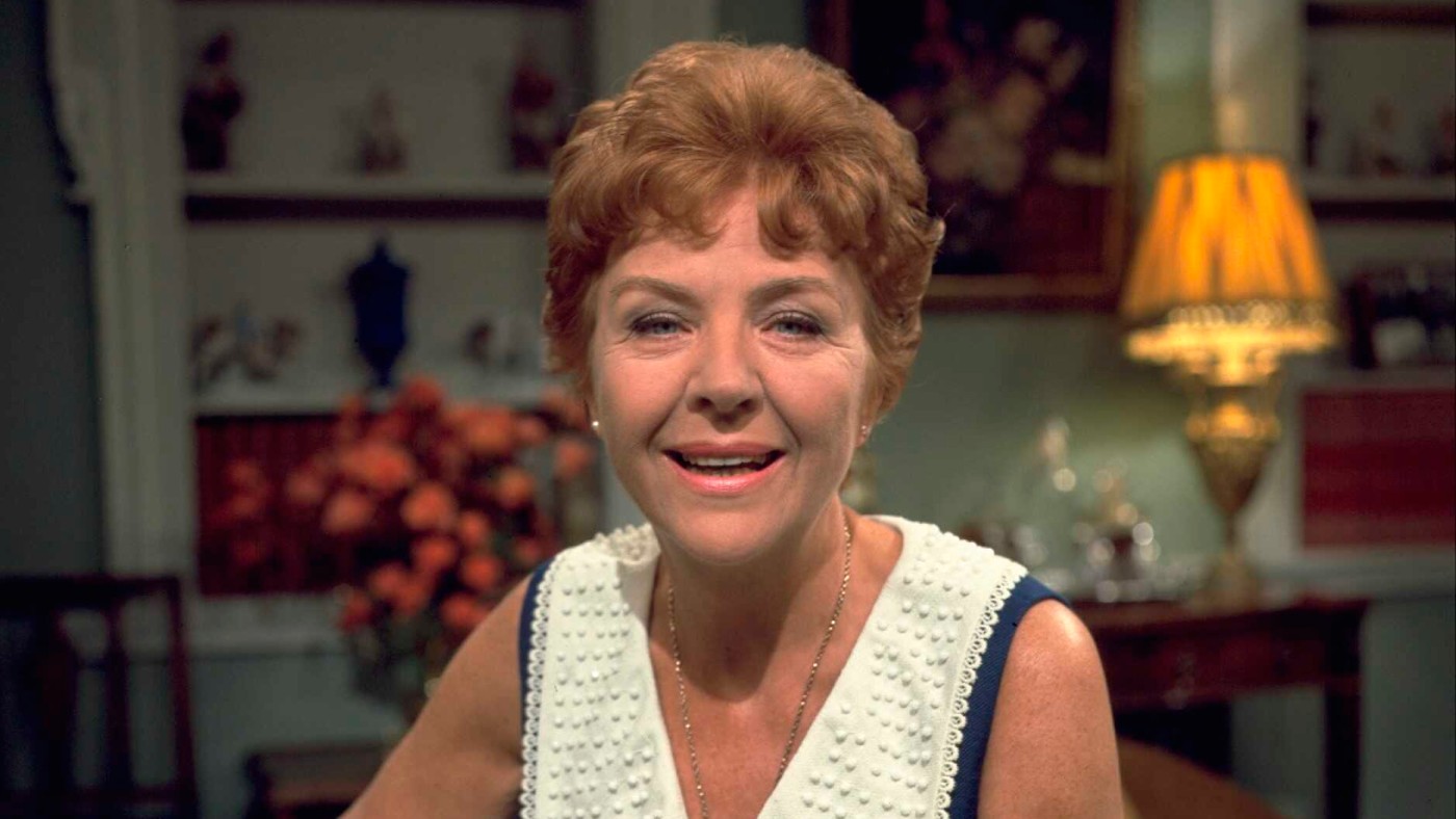 Noele Gordon in character as Meg Mortimer in TV soap Crossroads in 1975  