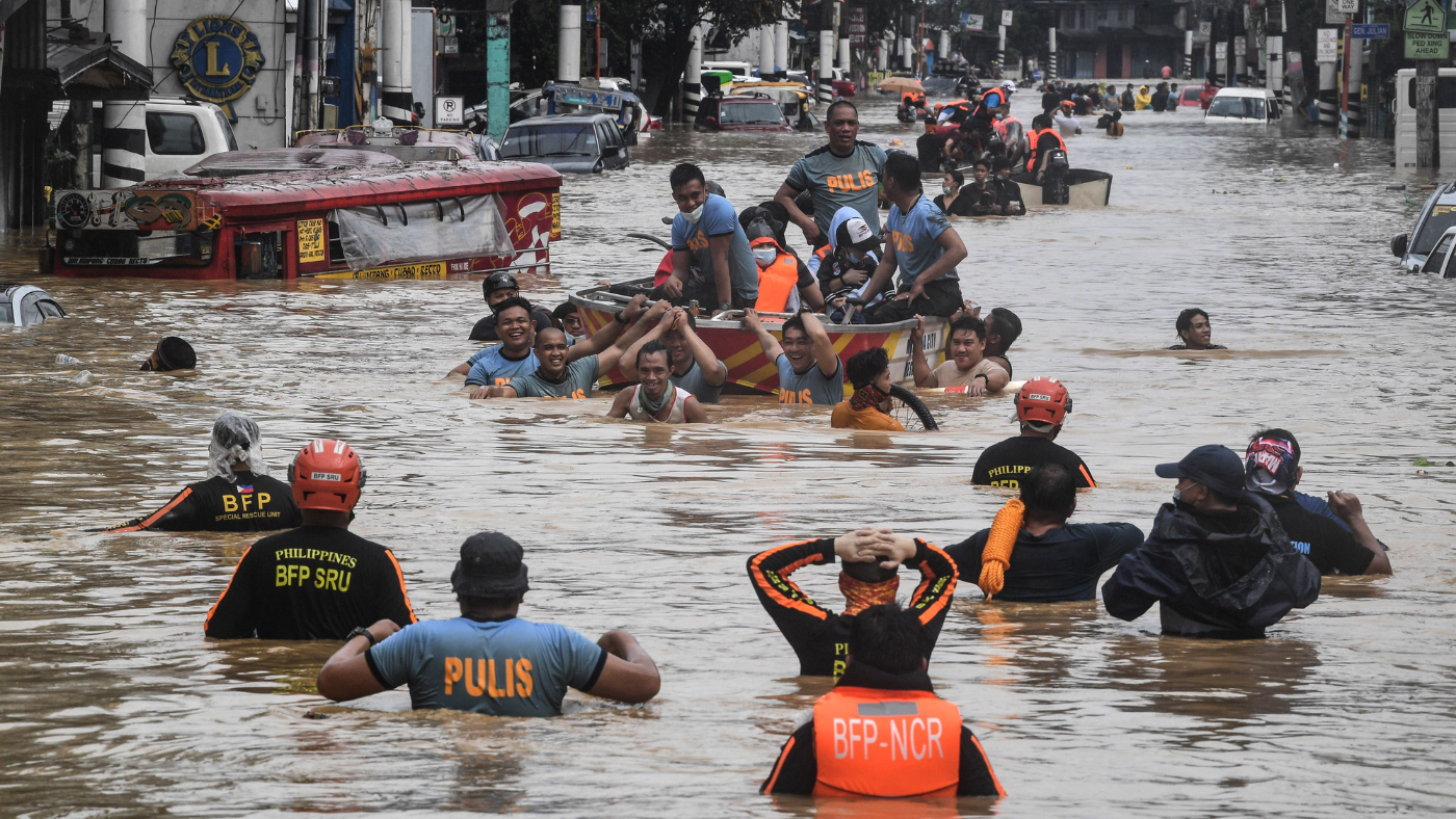 Flooded streets in Manila