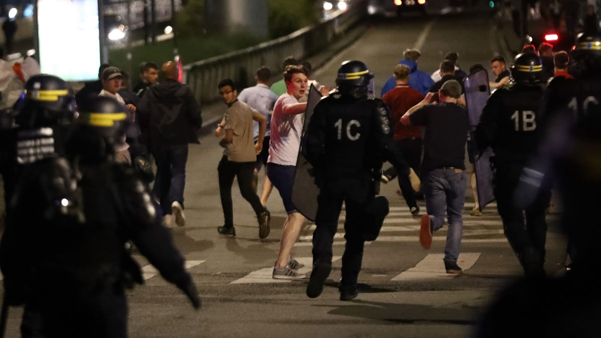 Euro 2016 fan violence Lille
