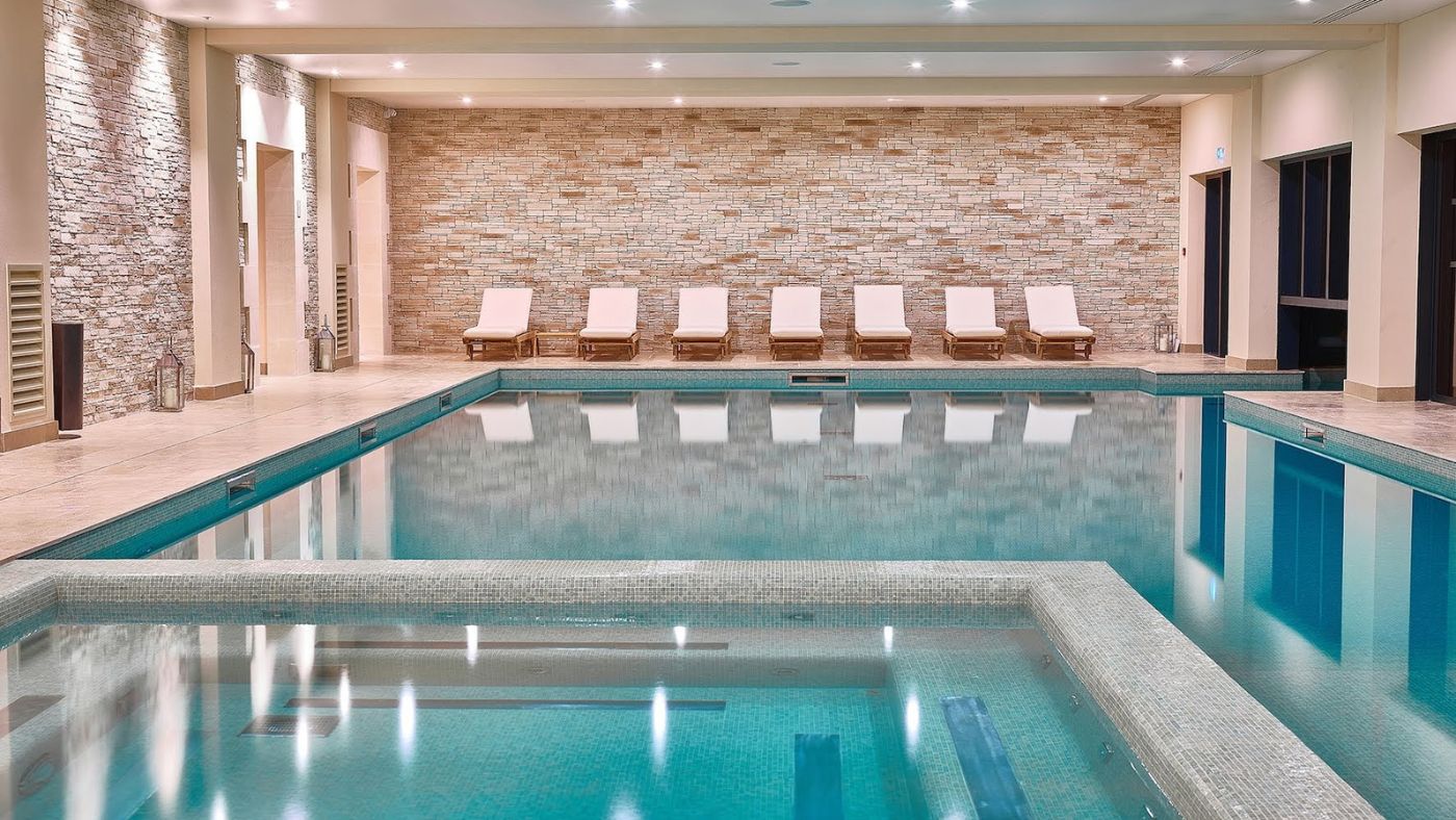 hotel Swim in the pool at the health spa