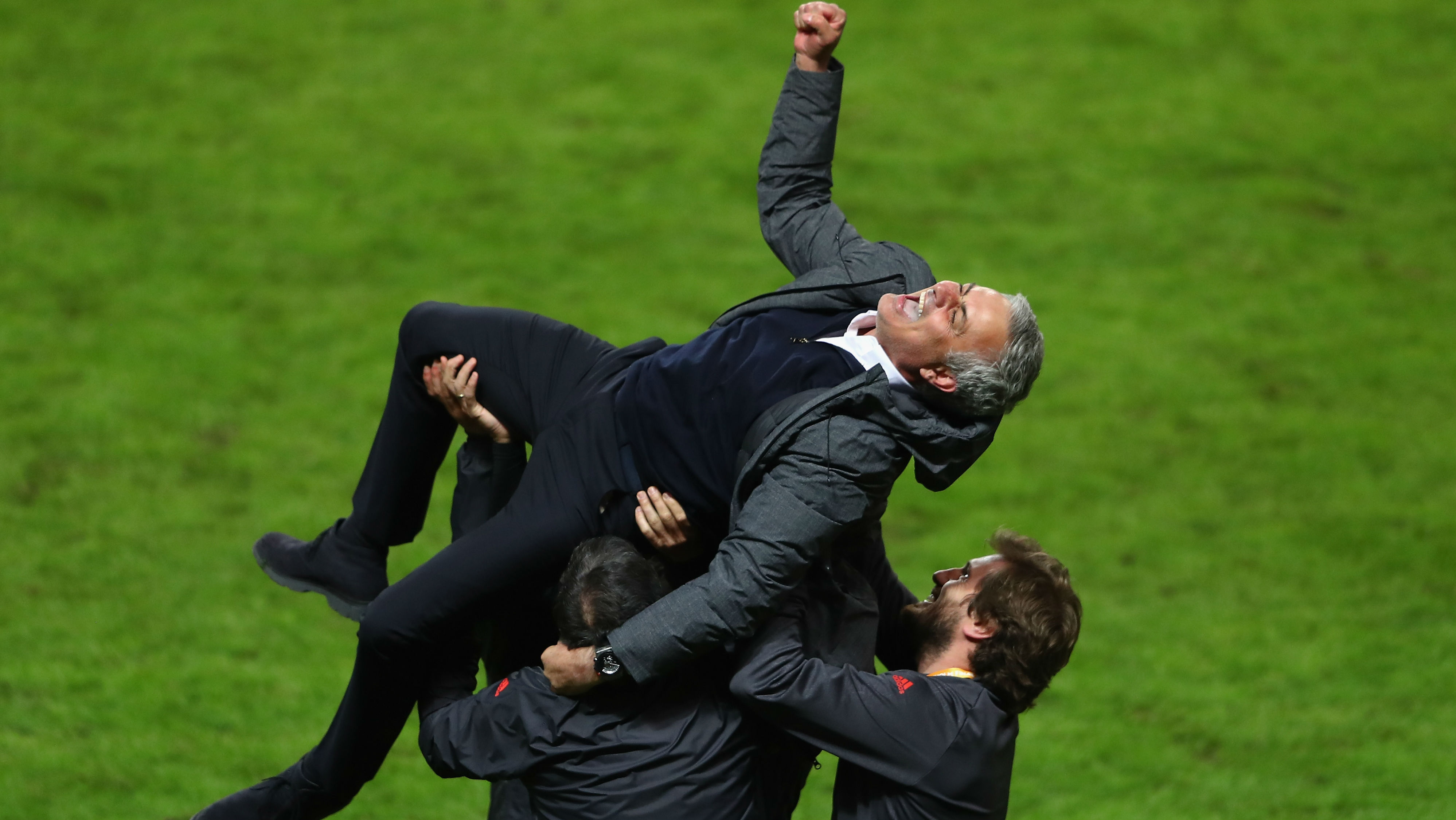 Mourinho celebrates victory in UEFA Europa final 