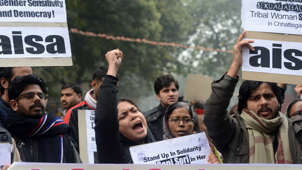 Indian protestors shout anti-government slogans during a protest against rape in New Delhi on January 2, 2013.The family of an Indian gang-rape victim said that they would not rest until her 