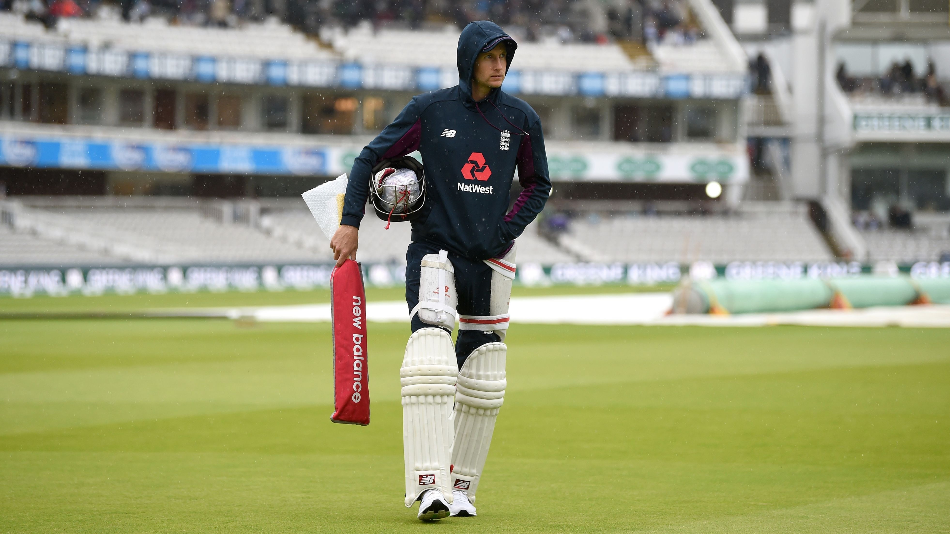 Joe Root waits for the rain to clear at Lord&#039;s