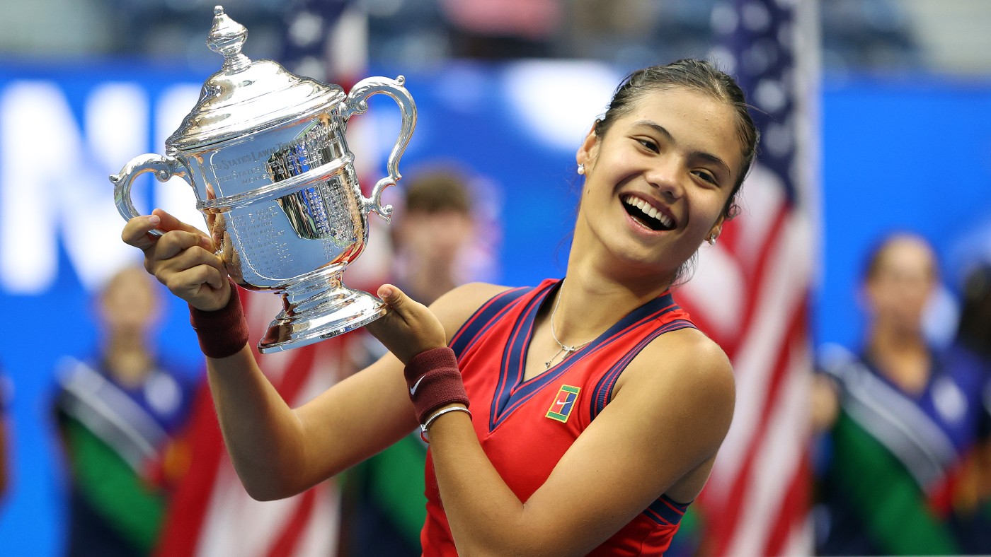 Emma Raducanu celebrates her victory at the US Open 