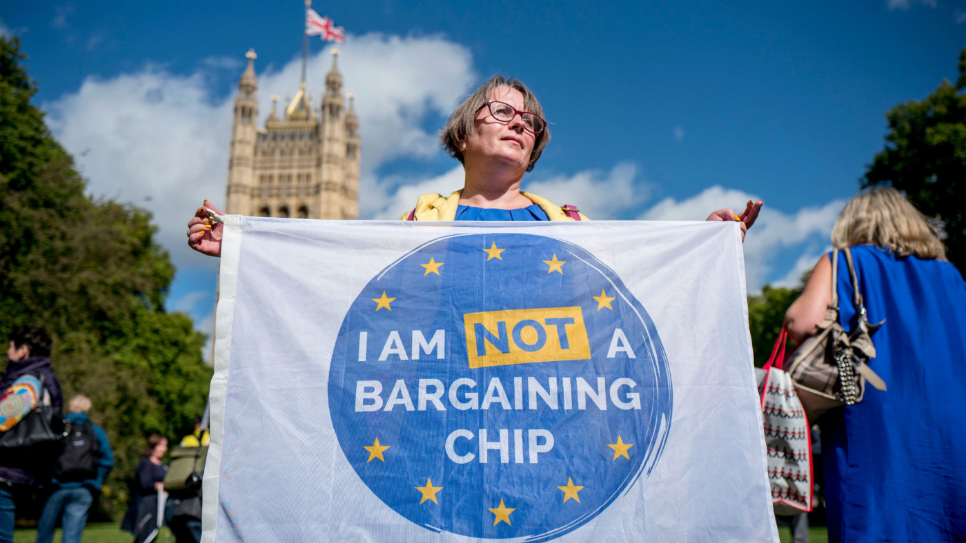 EU citizens protest Parliament to guarantee their rights after Brexit