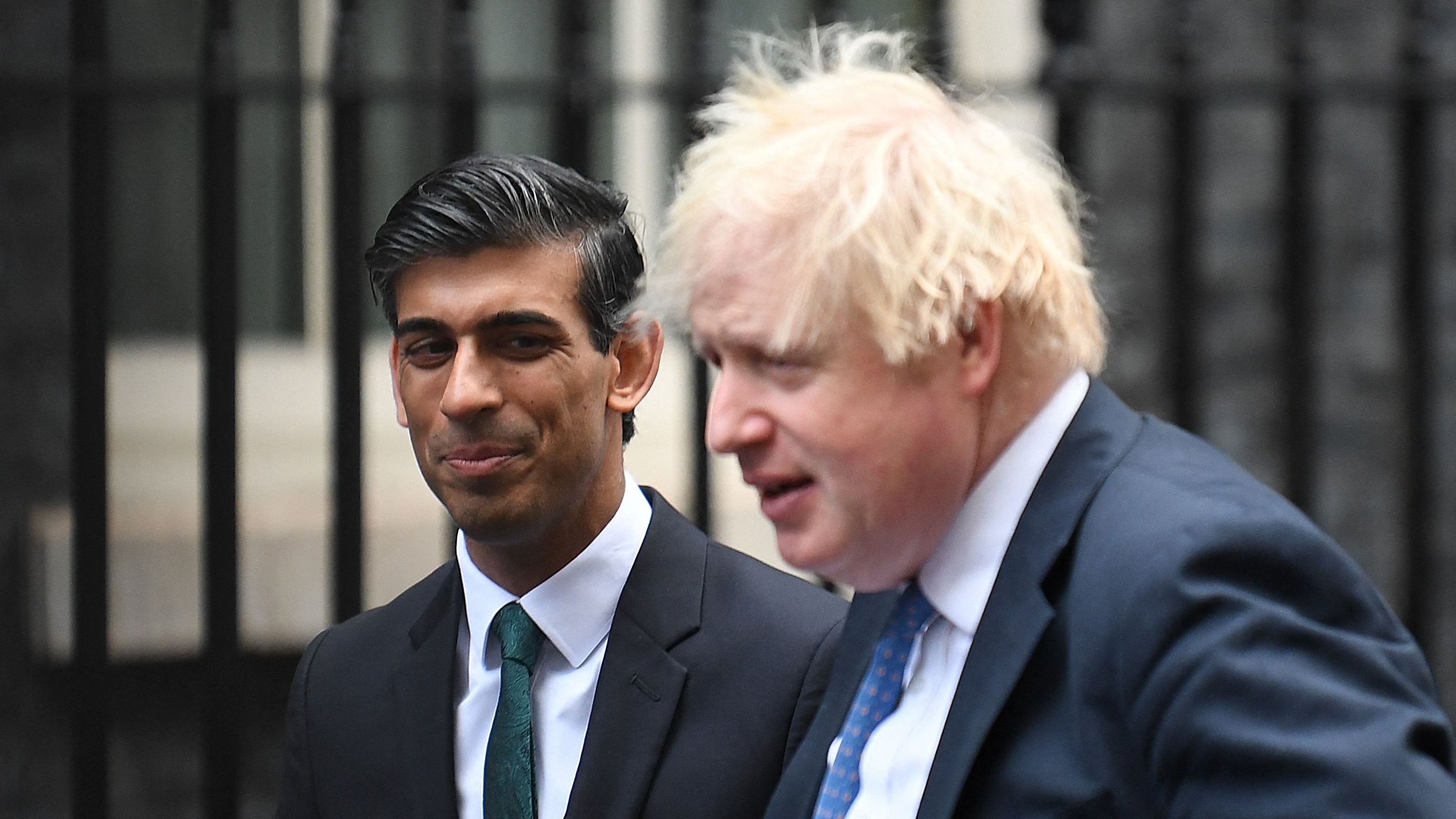 Rishi Sunak with Boris Johnson outside in Downing Street