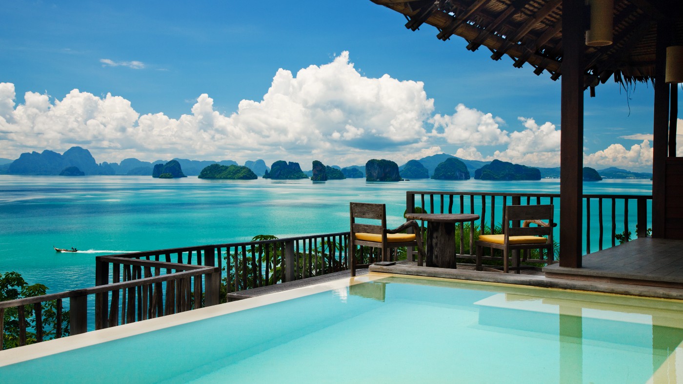 Take a dip when staying in an Ocean Pool Villa