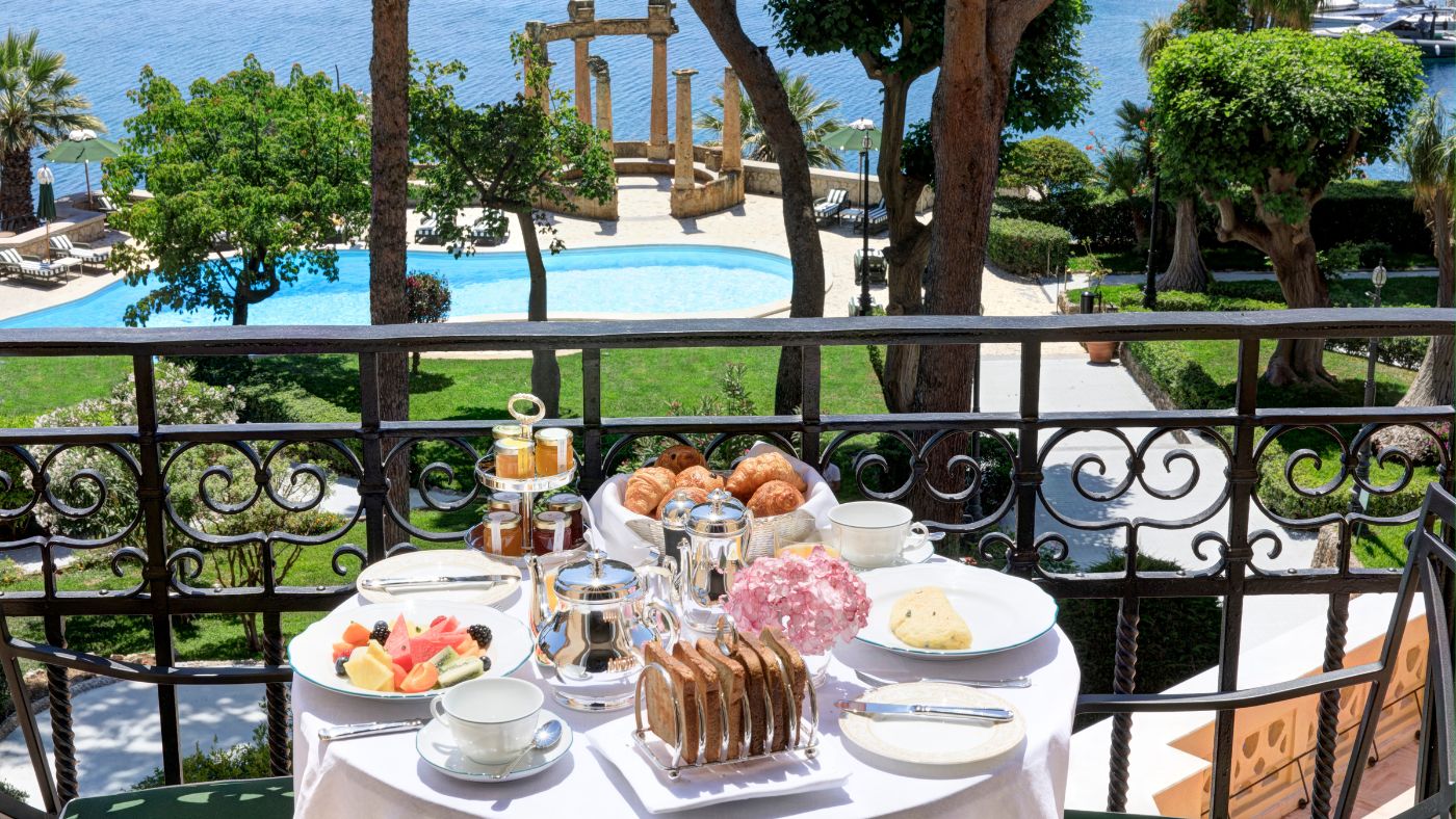 Enjoy breakfast or dinner on the outdoor terrace overlooking the water