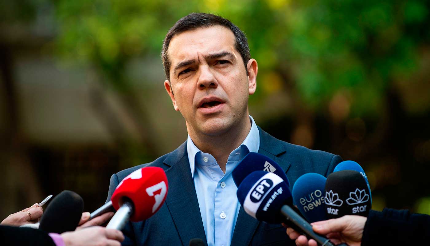 Greek prime minister Alexis Tsipras in crisis after defence minister quits coalition