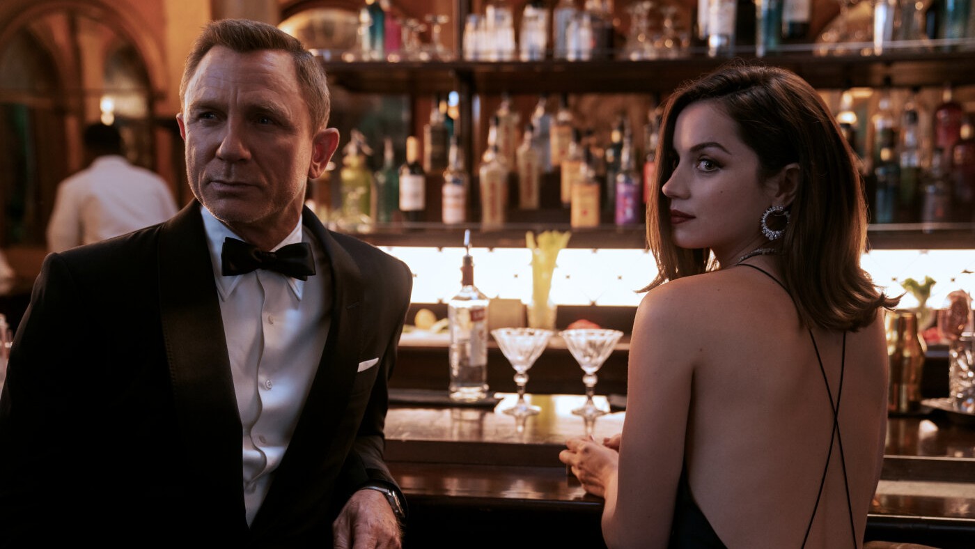 Daniel Craig and Ana de Armas in No Time to Die 