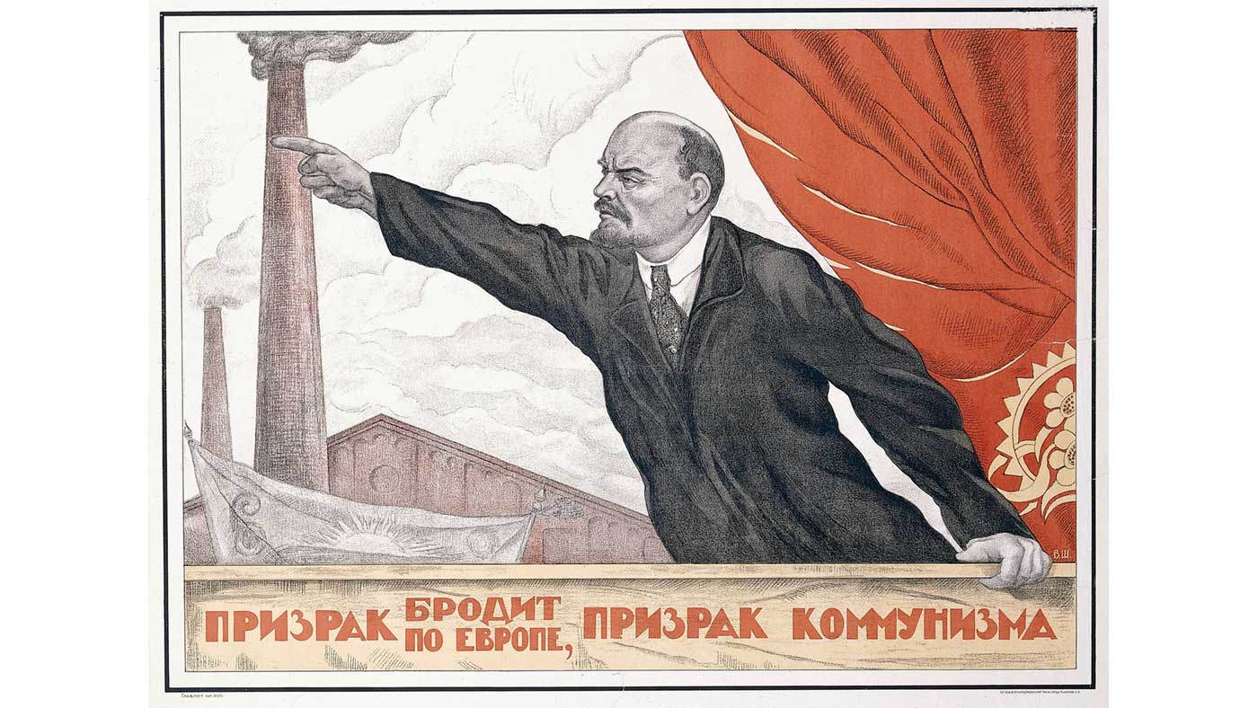 valentin-shcherbakov-a-spectre-is-haunting-europe-the-spectre-of-communism-c.jpg