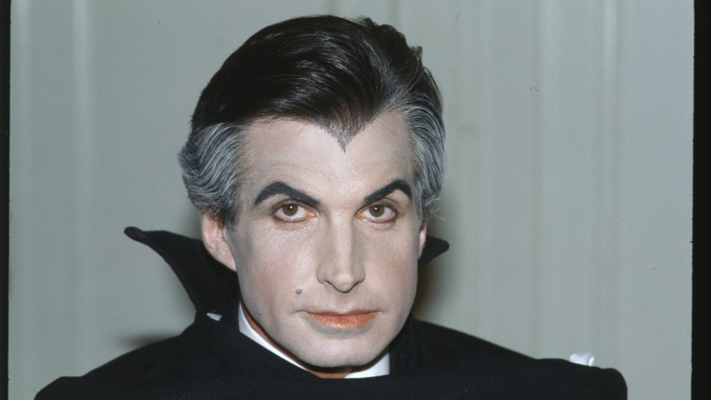 Poltics An actor poses as Dracula 