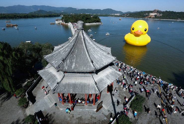 Giant rubber duck in Beijing