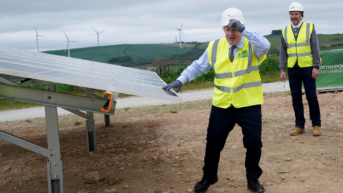 Boris Johnson visits the Scottish Power Carland Cross Windfarm 