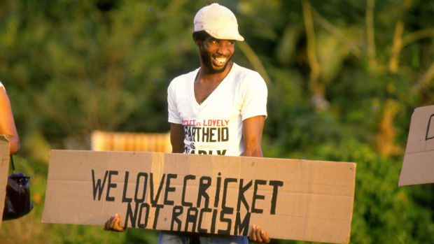 140912_cricket_boycott.jpg