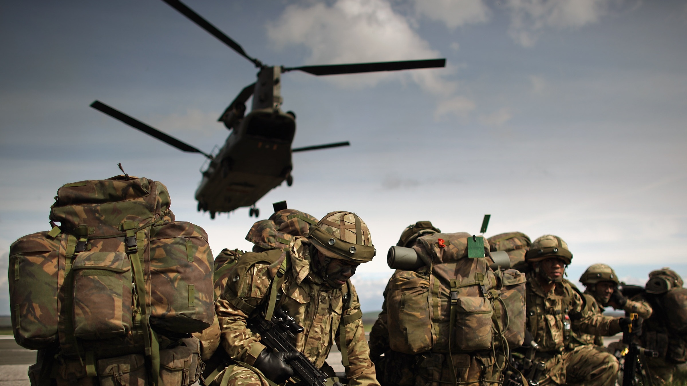 British troops take place in exercises in Starnraer, Scotland