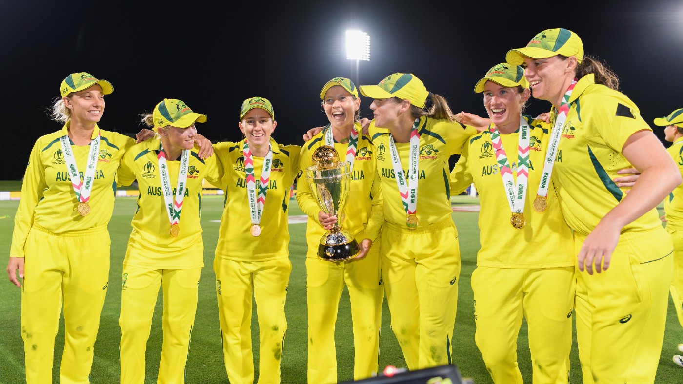 Australia celebrate their win in the ICC Women&#039;s Cricket World Cup final