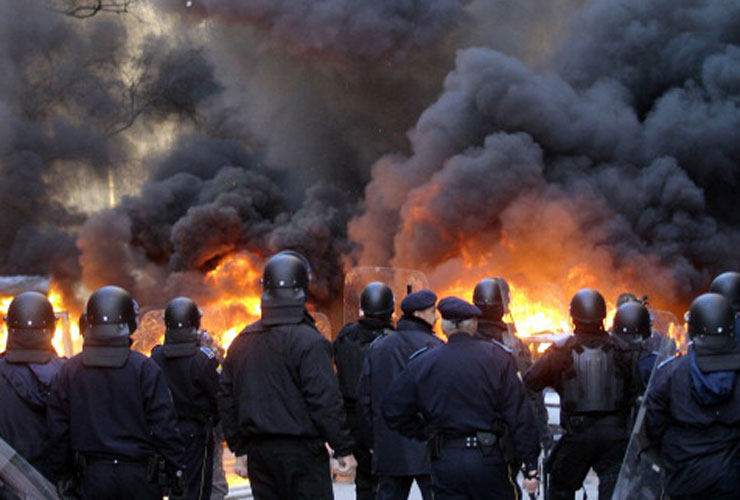 bosnia-protests.jpg