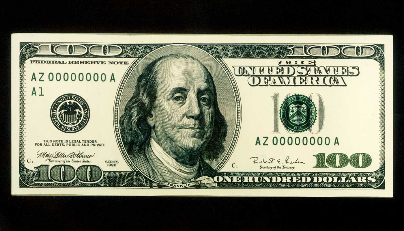 A 100 dollar note