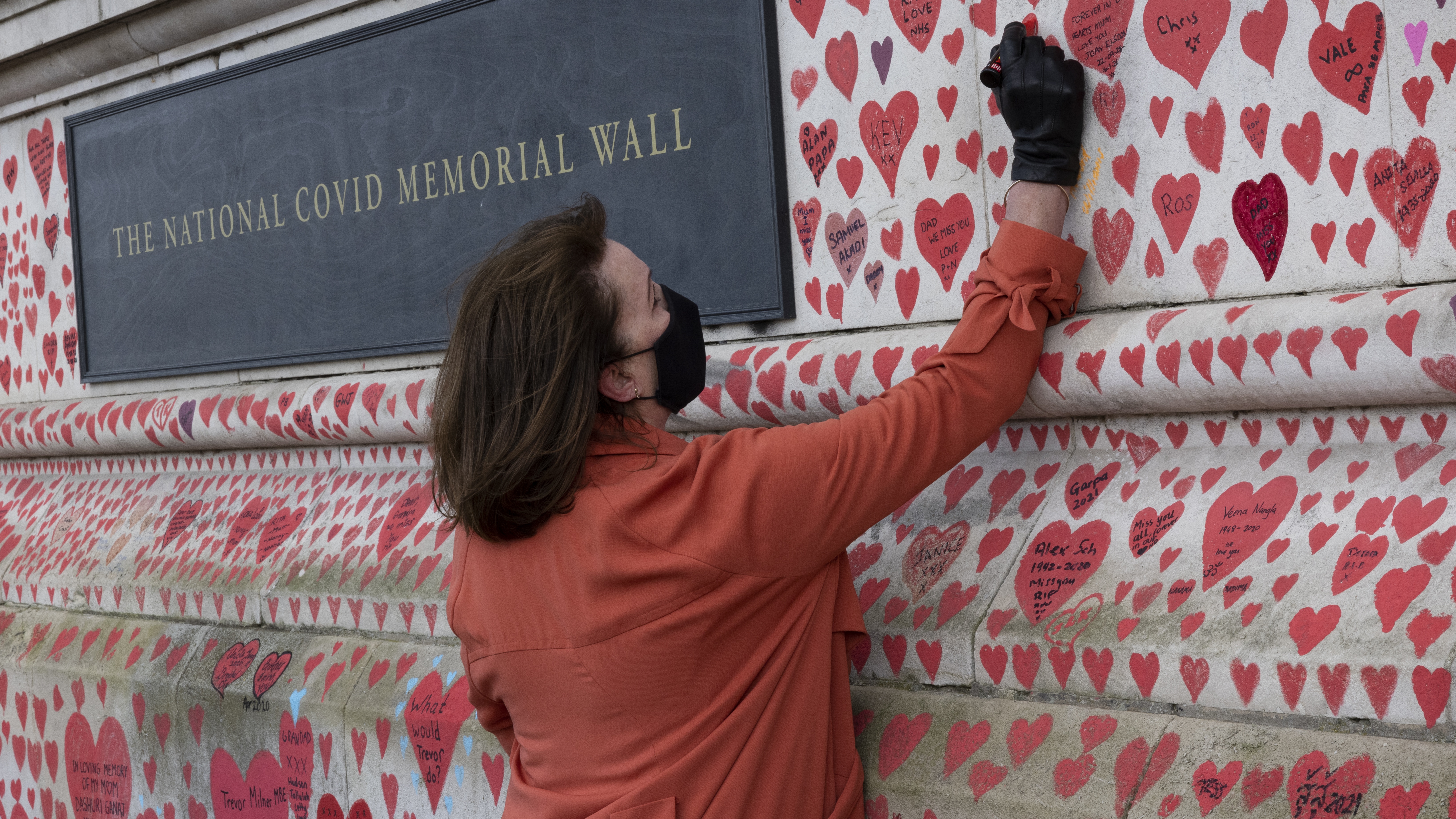 National Covid-19 Memorial Wall in London