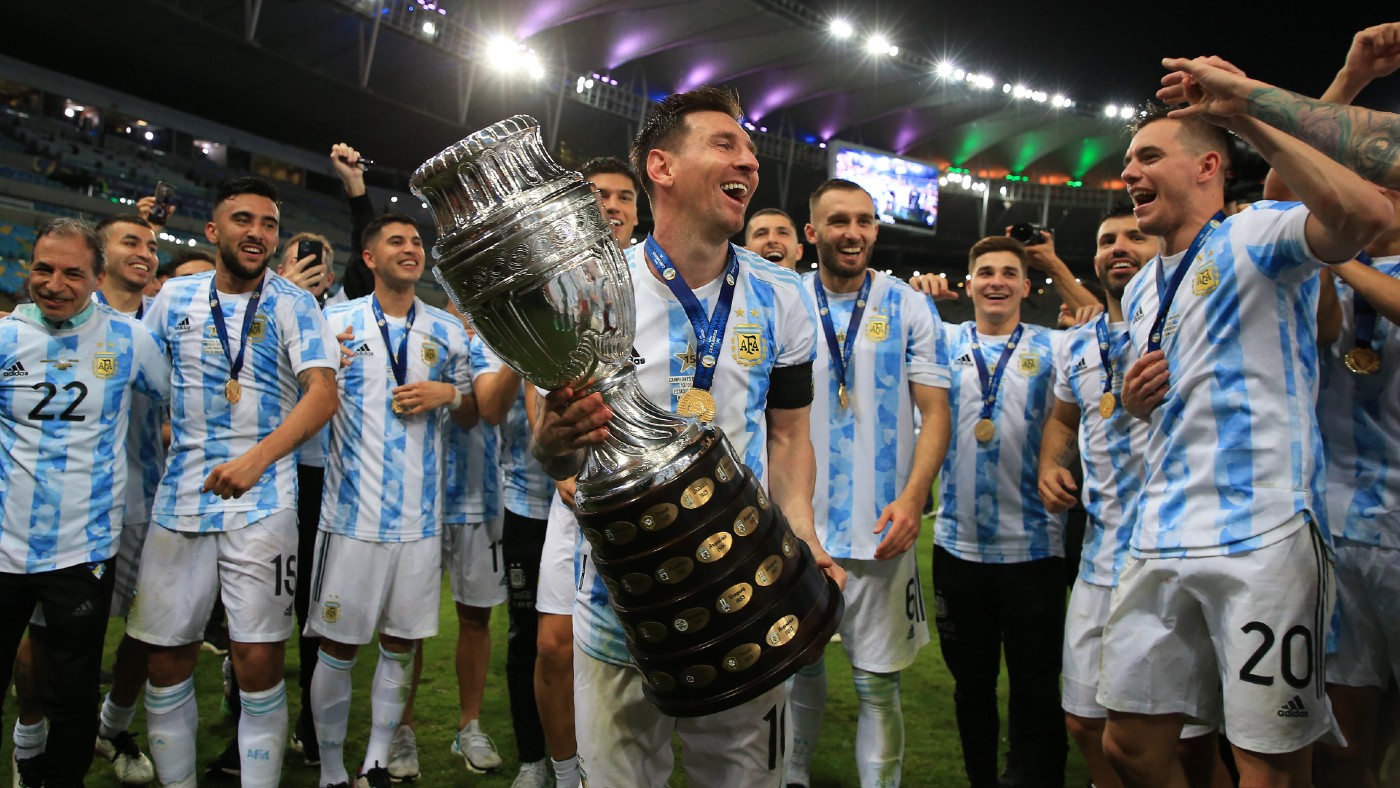 Argentina captain Lionel Messi with the Copa America trophy in 2021