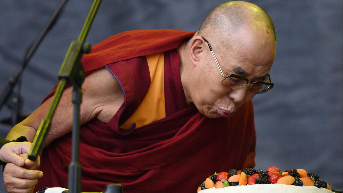 Dalai Lama at Glastonbury