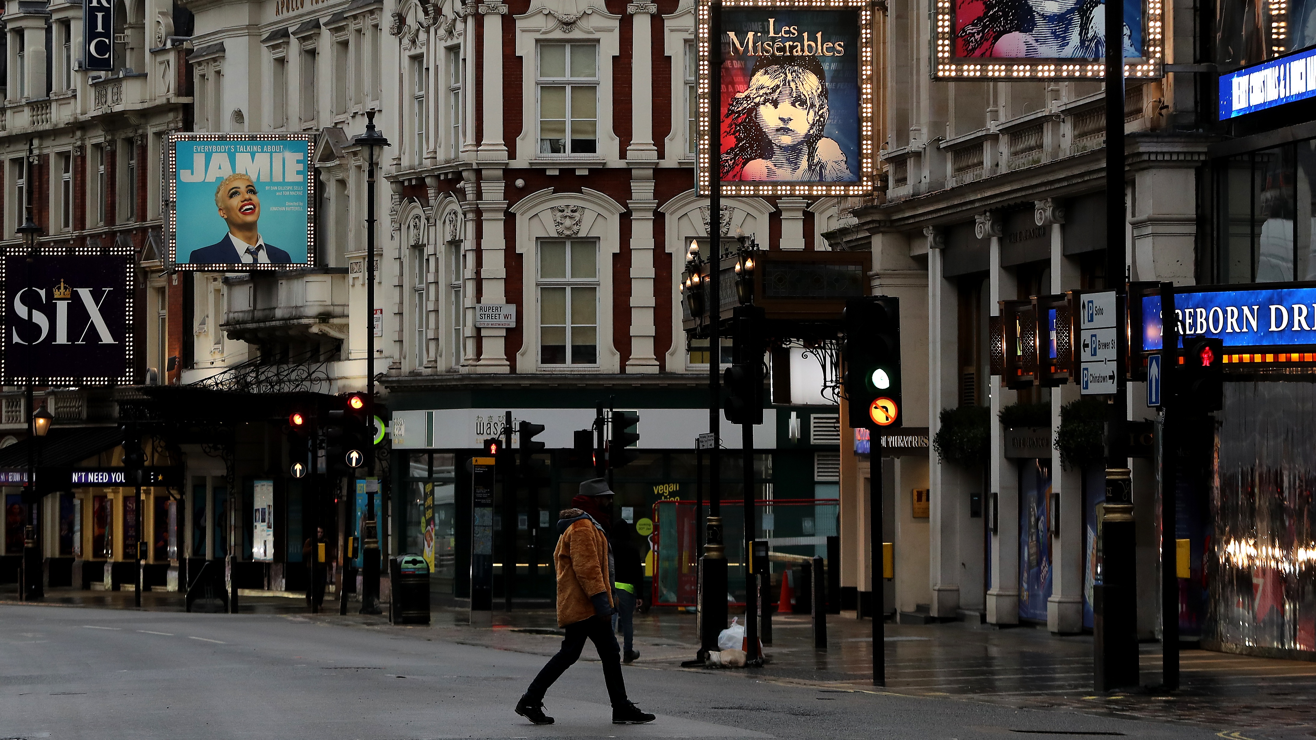 Shaftsbury Avenue Theatre district in central London during the UK&#039;s third Covid-19 lockdown