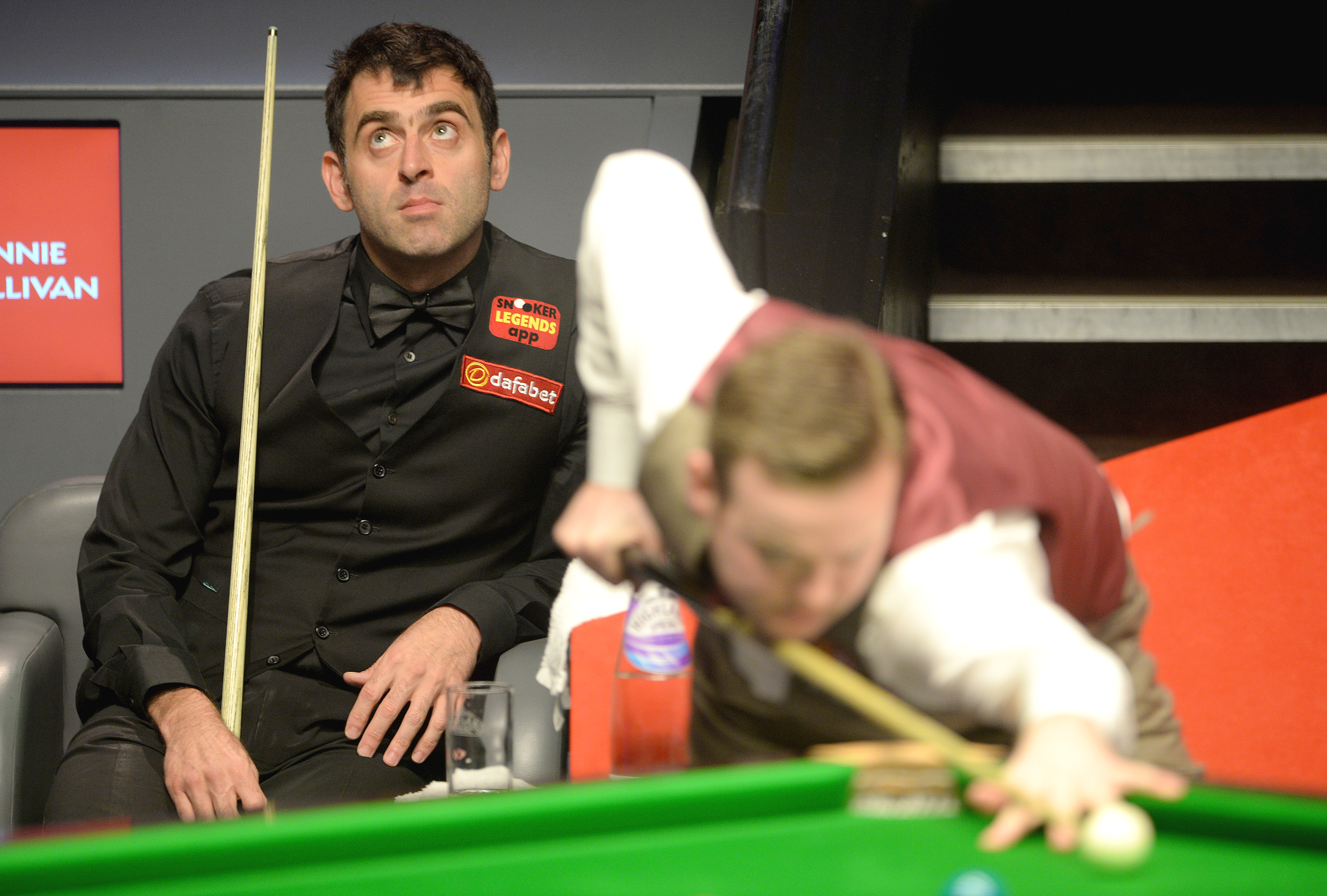 Ronnie O&#039;Sullivan and Shaun Murphy compete in the World Snooker Championship