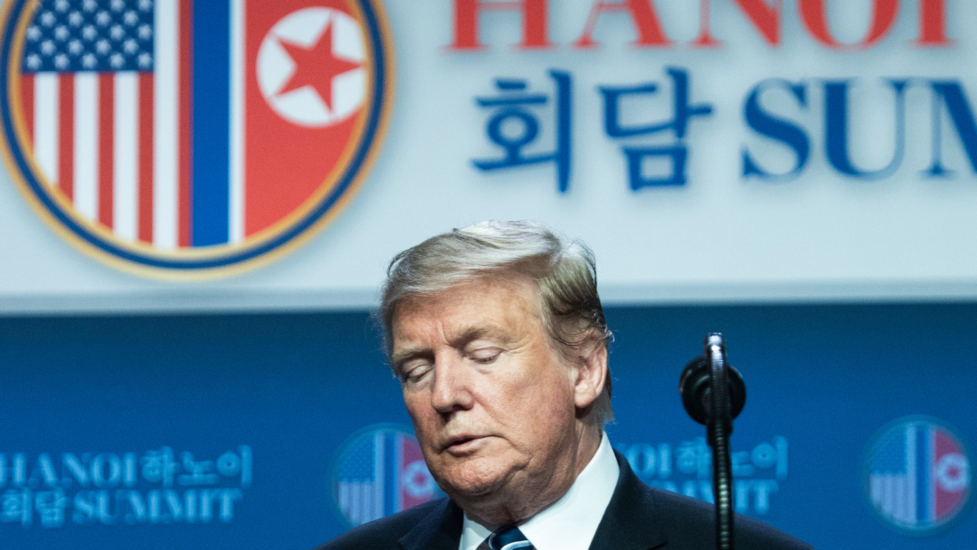 US President Donald Trump attends a press conference following the second US-North Korea summit in Hanoi on February 28, 2019. - The nuclear summit between US President Donald Trump and Kim J
