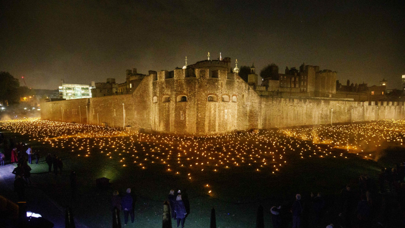 Tower of London WWI flames installation