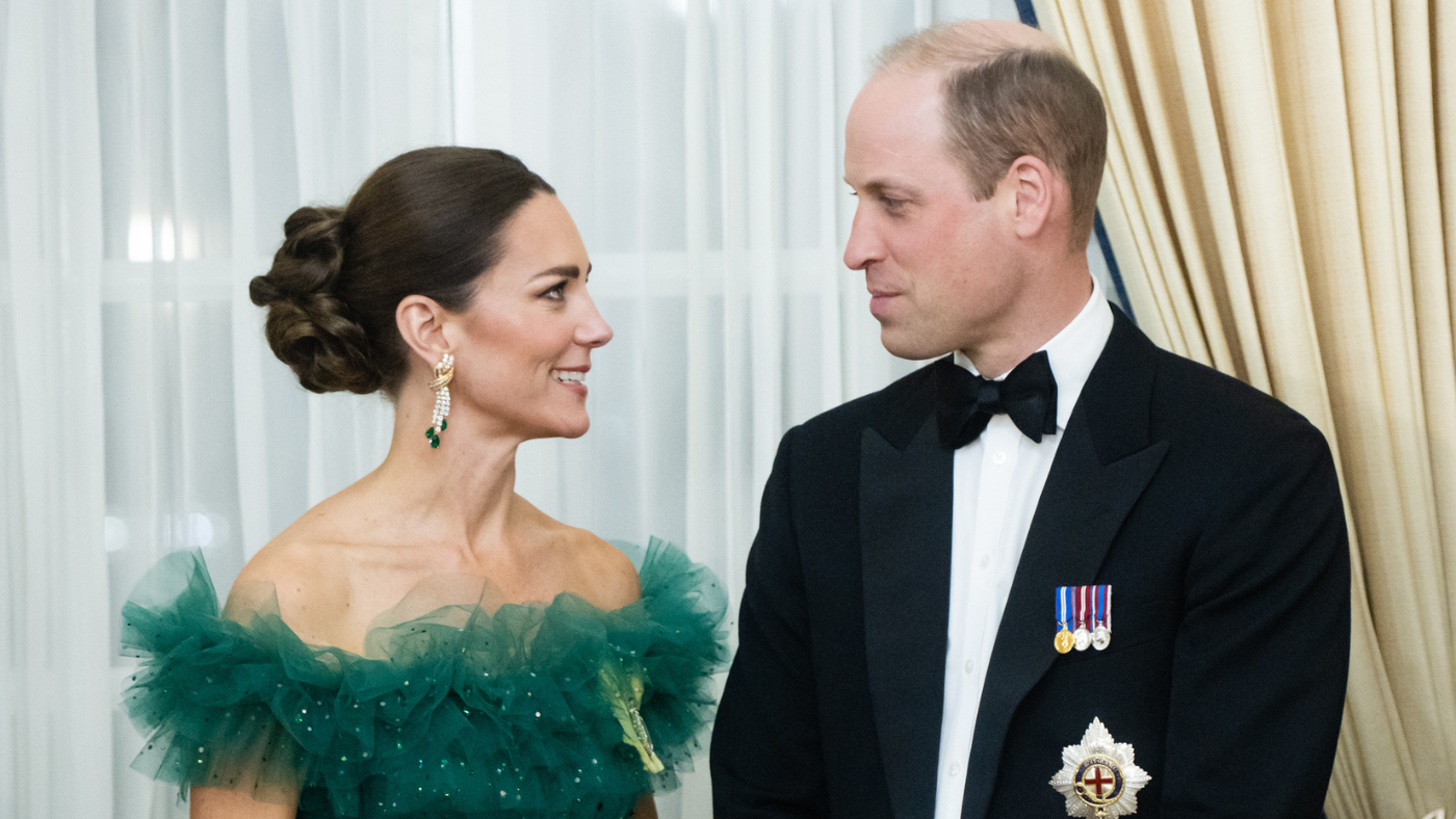 Kate Middleton and Prince William pose 
