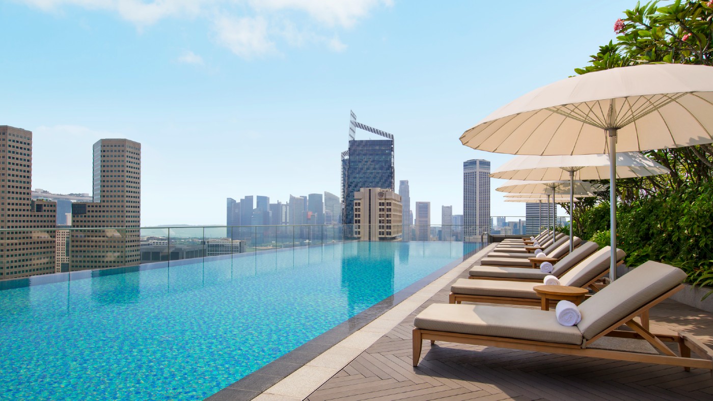 The infinity pool on the 25th floor