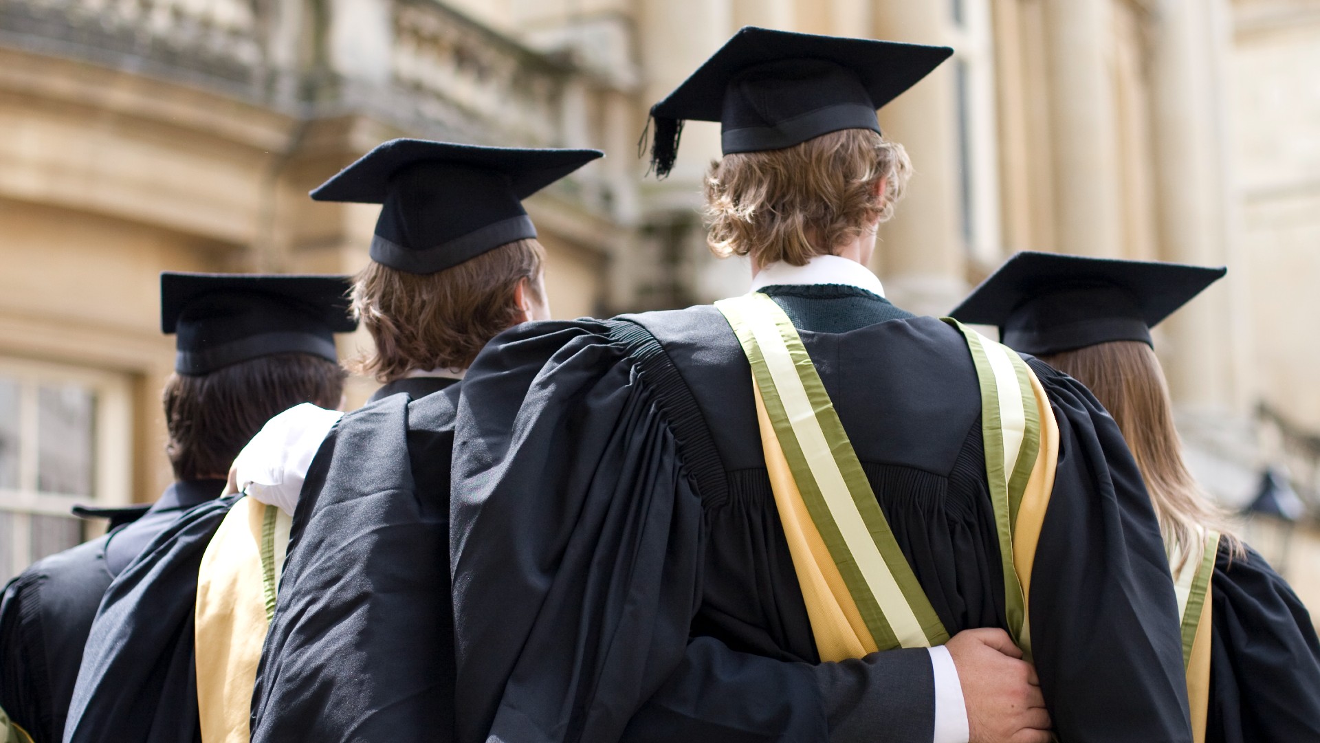 University students graduate at Bath Abbey
