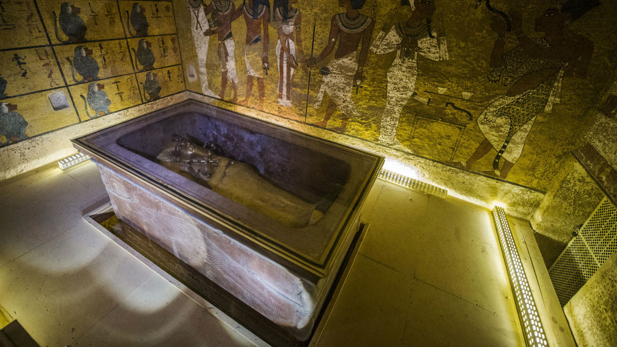 Tutankhamun&#039;s burial chamber in the Valley of the Kings, close to Luxor 
