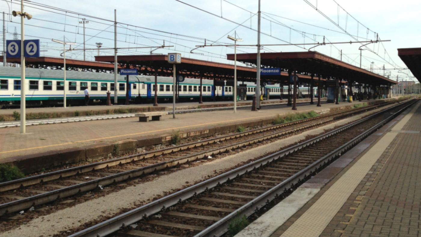 Piacenza train station
