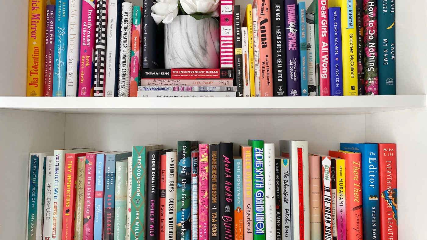 The Little-Bit-of-Everything Reader book shelves
